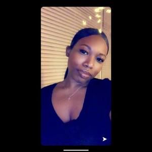 Meet your Posher, Ebony